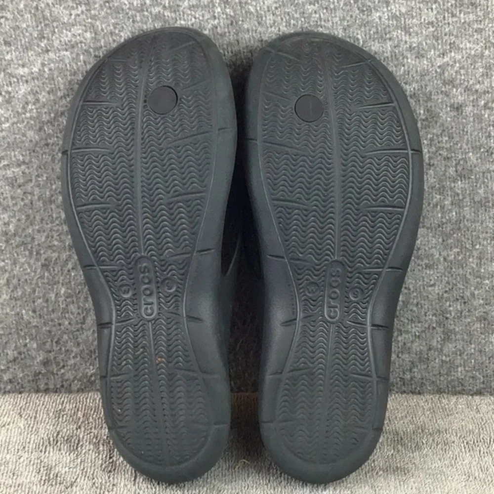 Crocs Black Flip Flop Thong Sandals‎ Size 9